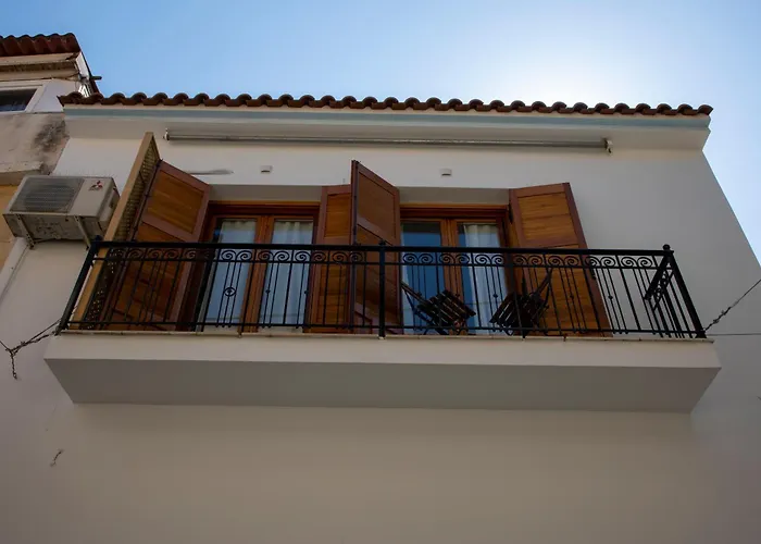 Senses Aegina Downtown Residence