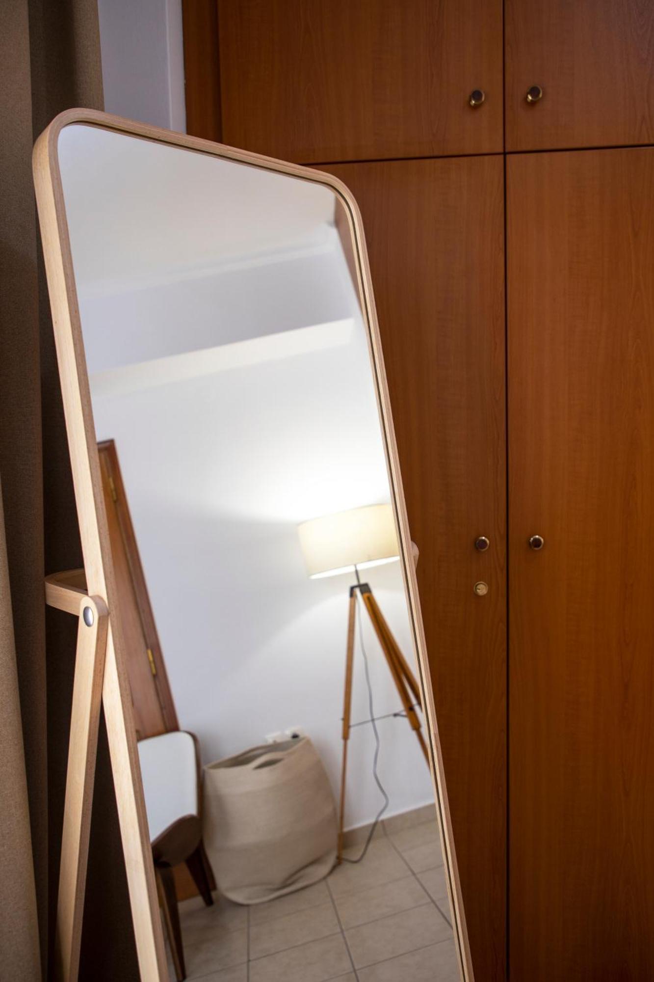 Senses Downtown Apartment Aegina
