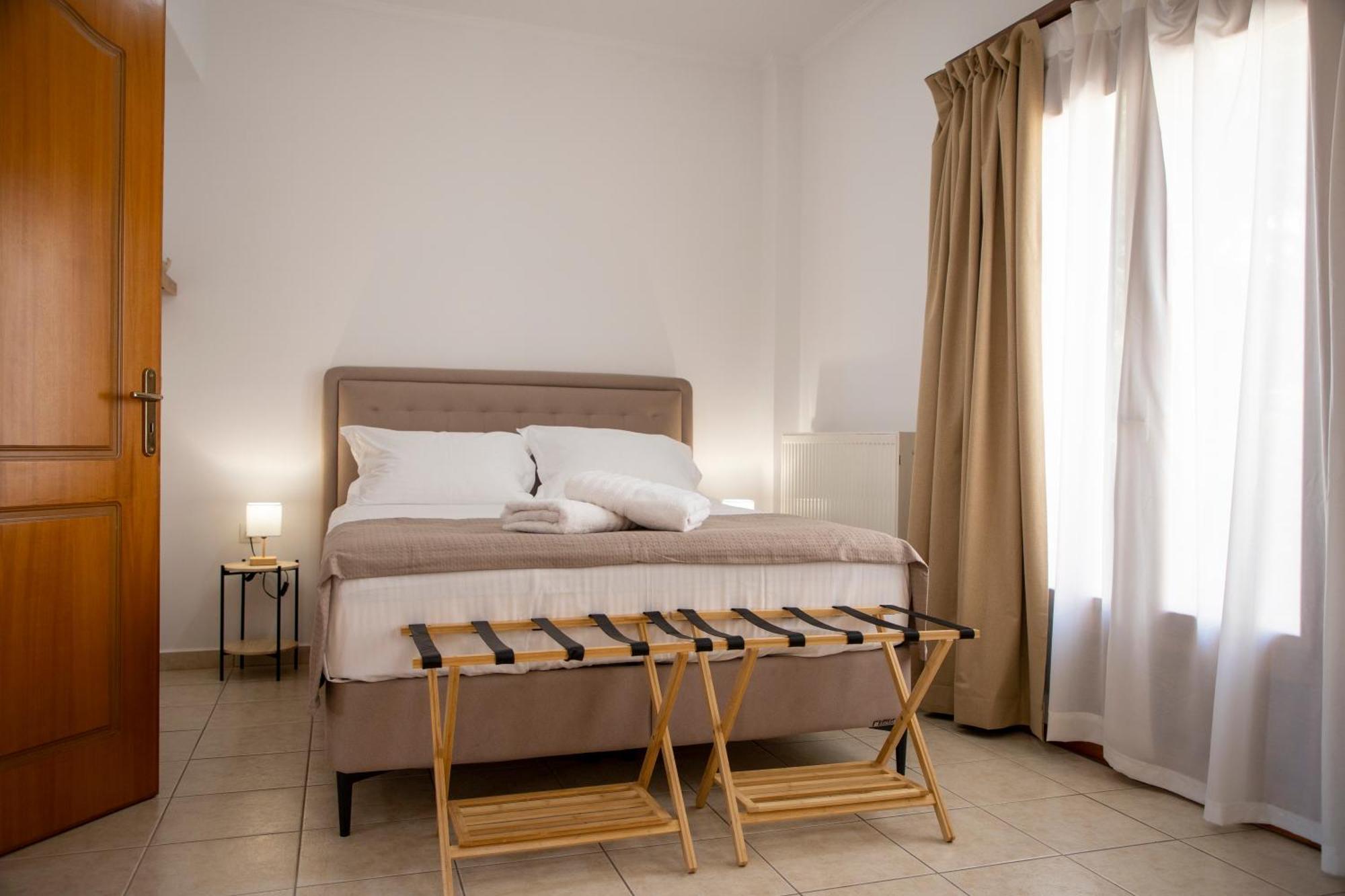 Senses Downtown * Aegina